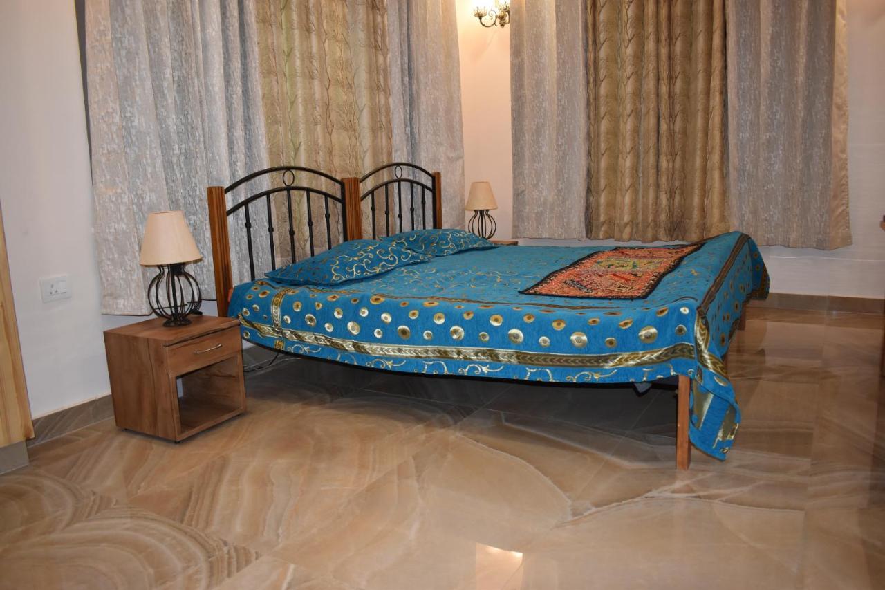 Idyllic Private Cottage W/King Bed + Mountain View Kasauli Zewnętrze zdjęcie
