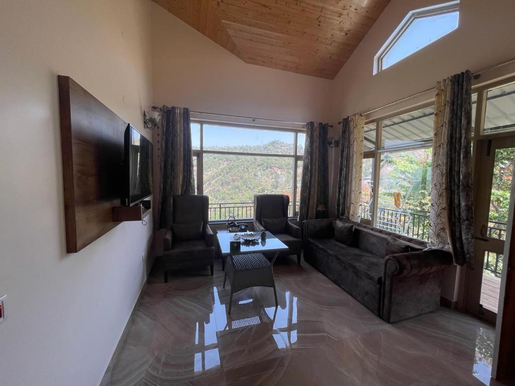Idyllic Private Cottage W/King Bed + Mountain View Kasauli Zewnętrze zdjęcie